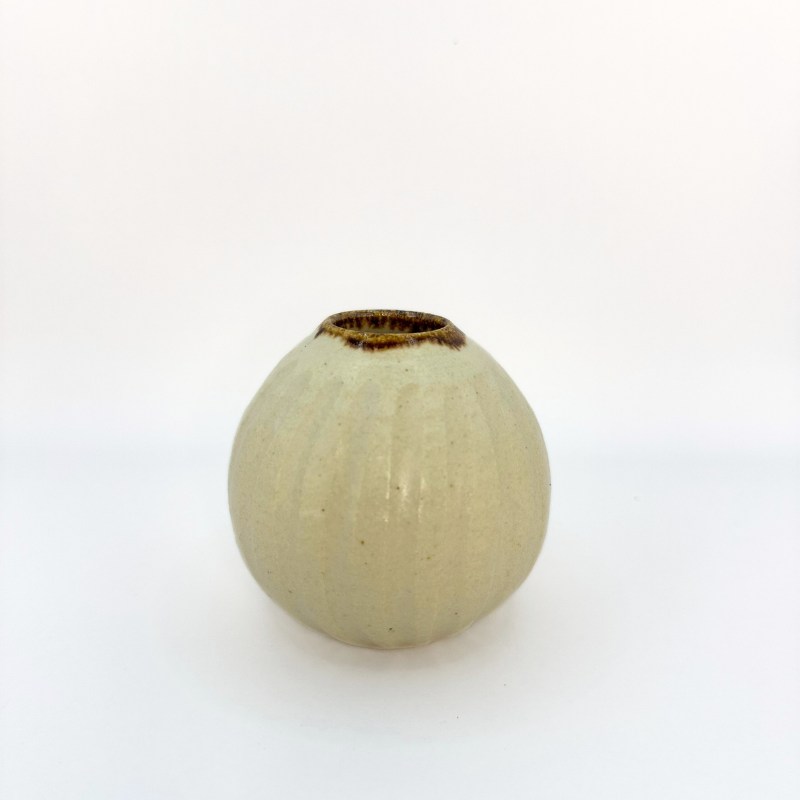 Ichirin Vase