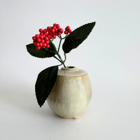 Ichirin Vase